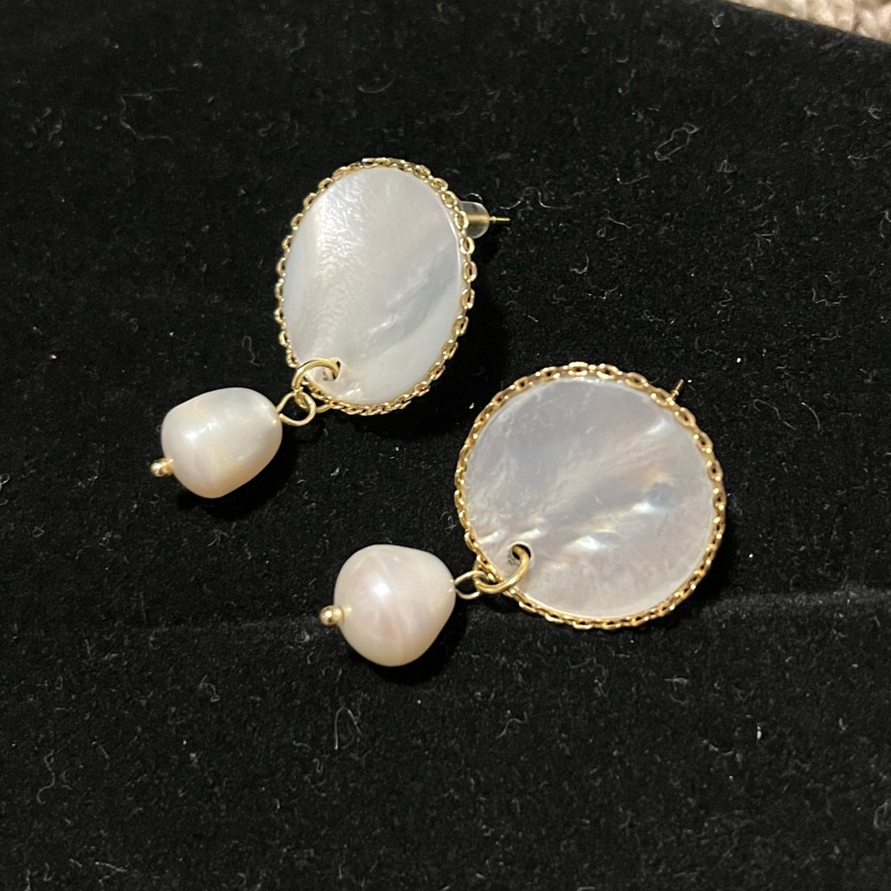 ❤️‍🔥BOGO FREE boutique 18K gold plated Pearl dangle earrings jewelry statement - Picture 4 of 5